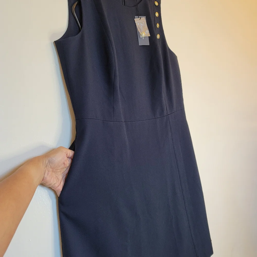 Tommy Hilfiger Sleeveless Dress with Button design - Picture 7 of 10